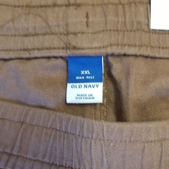 Old Navy Cargo Shorts XXL NWT Lightweight Utility Gorpcore Comfort - Picture 2 of 5